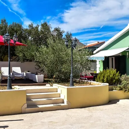 Hébergement de vacances Tamaris *
